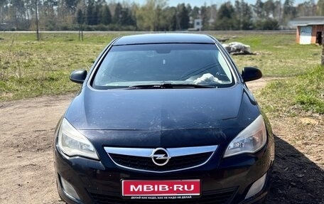 Opel Astra J, 2010 год, 480 000 рублей, 1 фотография