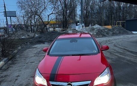 Opel Astra J, 2010 год, 490 000 рублей, 1 фотография