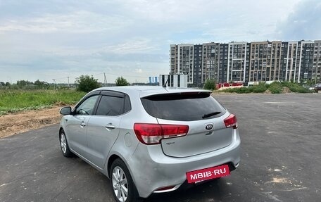 KIA Rio III рестайлинг, 2015 год, 930 000 рублей, 4 фотография