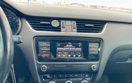Skoda Octavia, 2015 год, 1 250 000 рублей, 3 фотография