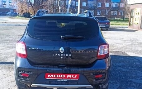 Renault Sandero II рестайлинг, 2015 год, 650 000 рублей, 7 фотография