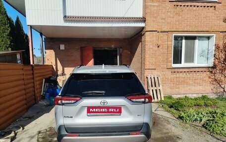 Toyota RAV4, 2020 год, 3 450 000 рублей, 5 фотография