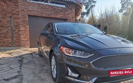 Ford Fusion (North America) II, 2020 год, 1 750 000 рублей, 2 фотография