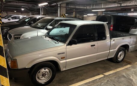 Mazda B-series, 1989 год, 900 000 рублей, 32 фотография