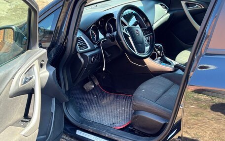Opel Astra J, 2010 год, 480 000 рублей, 11 фотография