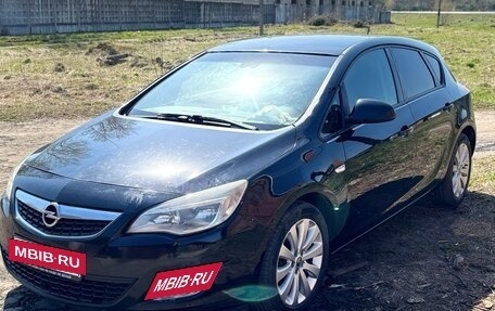 Opel Astra J, 2010 год, 480 000 рублей, 2 фотография