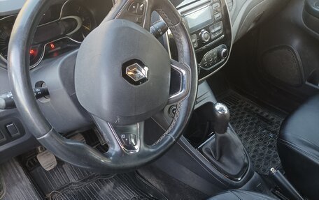 Renault Kaptur I рестайлинг, 2016 год, 1 550 000 рублей, 9 фотография