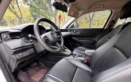 Honda Vezel, 2023 год, 1 450 000 рублей, 4 фотография