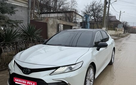 Toyota Camry, 2020 год, 2 430 000 рублей, 2 фотография