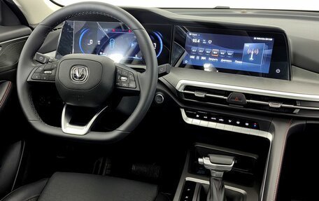 Changan CS35 Plus, 2023 год, 1 799 000 рублей, 10 фотография