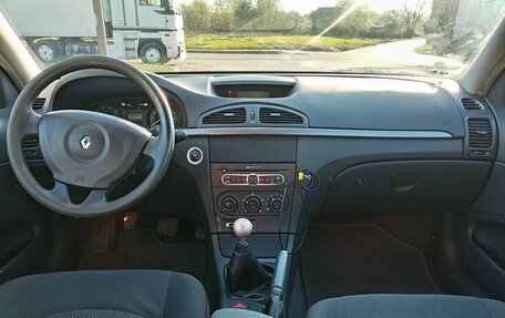 Renault Laguna II, 2006 год, 400 000 рублей, 11 фотография