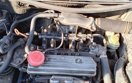 Skoda Fabia I, 2002 год, 240 000 рублей, 17 фотография