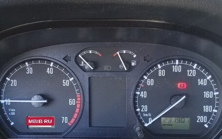 Skoda Fabia I, 2002 год, 240 000 рублей, 10 фотография