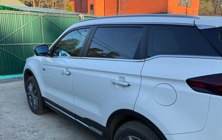Geely Atlas, 2023 год, 2 500 000 рублей, 2 фотография