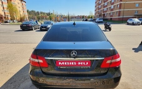 Mercedes-Benz E-Класс, 2011 год, 1 550 000 рублей, 2 фотография