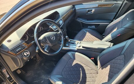 Mercedes-Benz E-Класс, 2011 год, 1 550 000 рублей, 5 фотография