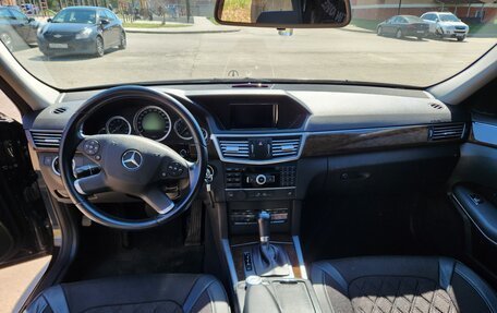 Mercedes-Benz E-Класс, 2011 год, 1 550 000 рублей, 6 фотография