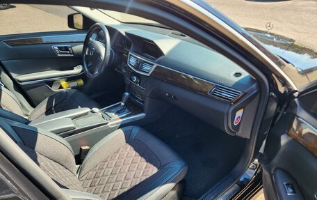 Mercedes-Benz E-Класс, 2011 год, 1 550 000 рублей, 7 фотография