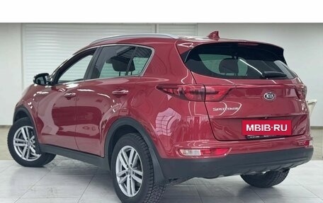 KIA Sportage IV рестайлинг, 2018 год, 2 199 000 рублей, 4 фотография
