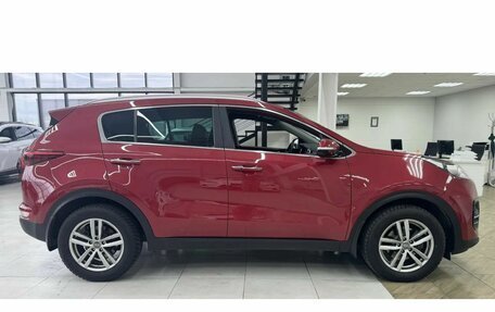 KIA Sportage IV рестайлинг, 2018 год, 2 199 000 рублей, 8 фотография