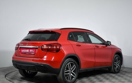 Mercedes-Benz GLA, 2017 год, 1 999 900 рублей, 5 фотография