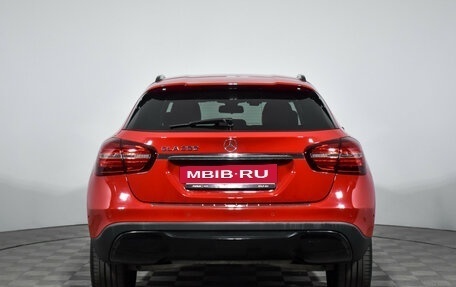 Mercedes-Benz GLA, 2017 год, 1 999 900 рублей, 6 фотография