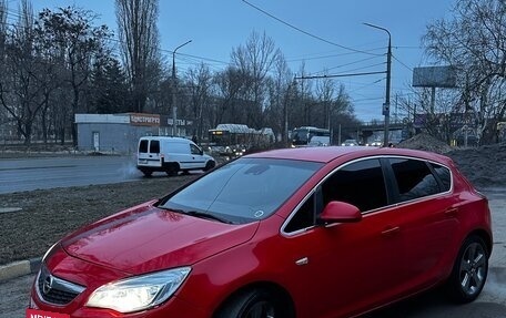 Opel Astra J, 2010 год, 490 000 рублей, 2 фотография