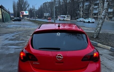 Opel Astra J, 2010 год, 490 000 рублей, 4 фотография