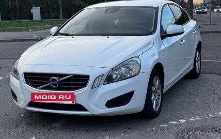 Volvo S60 III, 2012 год, 1 050 000 рублей, 2 фотография
