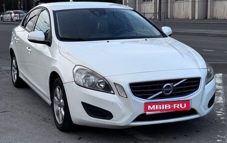 Volvo S60 III, 2012 год, 1 050 000 рублей, 3 фотография