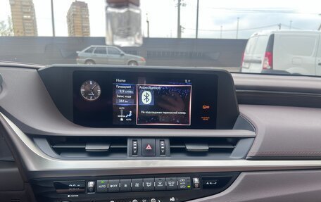 Lexus ES VII, 2019 год, 4 300 000 рублей, 16 фотография