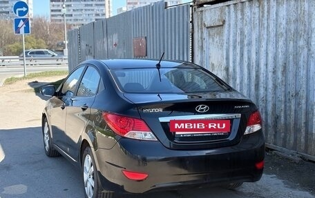 Hyundai Solaris II рестайлинг, 2012 год, 850 000 рублей, 4 фотография