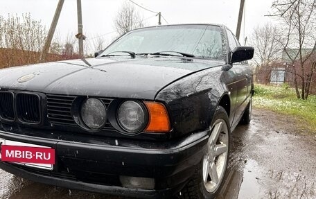 BMW 5 серия, 1991 год, 450 000 рублей, 3 фотография
