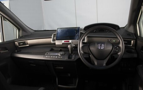 Honda Freed I, 2011 год, 1 030 000 рублей, 5 фотография