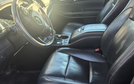 Toyota Highlander III, 2014 год, 2 500 000 рублей, 7 фотография