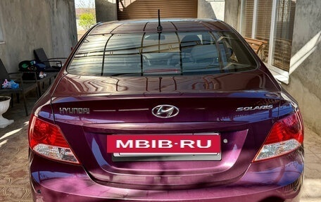 Hyundai Solaris II рестайлинг, 2011 год, 850 000 рублей, 5 фотография