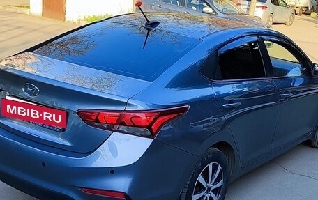 Hyundai Solaris II рестайлинг, 2018 год, 1 385 000 рублей, 4 фотография
