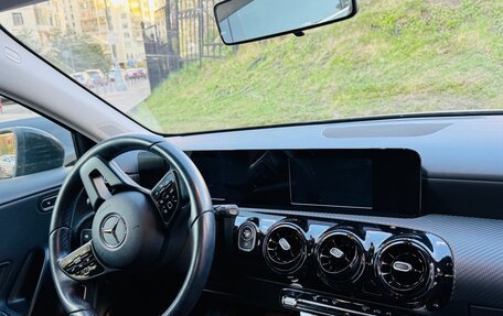 Mercedes-Benz A-Класс, 2020 год, 2 300 000 рублей, 2 фотография