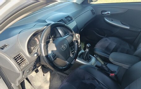 Toyota Corolla, 2013 год, 1 200 000 рублей, 5 фотография