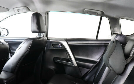 Toyota RAV4, 2017 год, 2 399 000 рублей, 12 фотография
