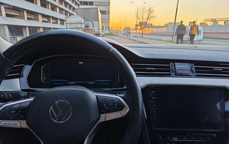 Volkswagen Passat B8 рестайлинг, 2021 год, 3 750 000 рублей, 16 фотография