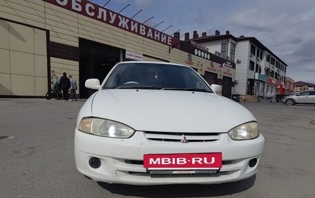 Mitsubishi Mirage VI рестайлинг, 2000 год, 210 000 рублей, 3 фотография