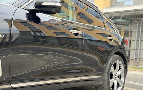Infiniti FX II, 2011 год, 1 620 000 рублей, 10 фотография