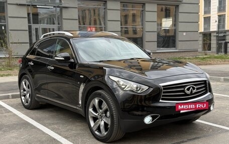 Infiniti FX II, 2011 год, 1 620 000 рублей, 3 фотография