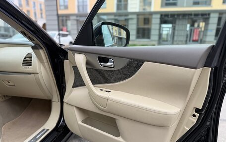 Infiniti FX II, 2011 год, 1 620 000 рублей, 23 фотография