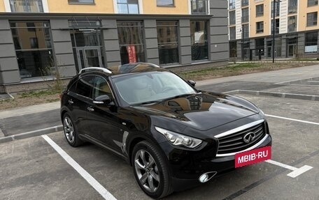 Infiniti FX II, 2011 год, 1 620 000 рублей, 20 фотография