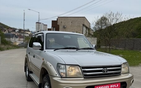 Toyota Land Cruiser Prado 90 рестайлинг, 1998 год, 1 050 000 рублей, 6 фотография