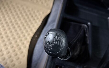 Toyota Land Cruiser Prado 90 рестайлинг, 1998 год, 1 050 000 рублей, 19 фотография