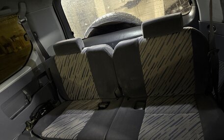 Toyota Land Cruiser Prado 90 рестайлинг, 1998 год, 1 050 000 рублей, 23 фотография