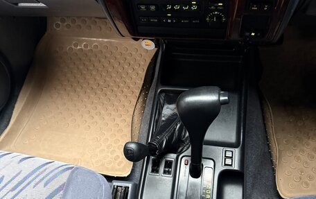 Toyota Land Cruiser Prado 90 рестайлинг, 1998 год, 1 050 000 рублей, 21 фотография